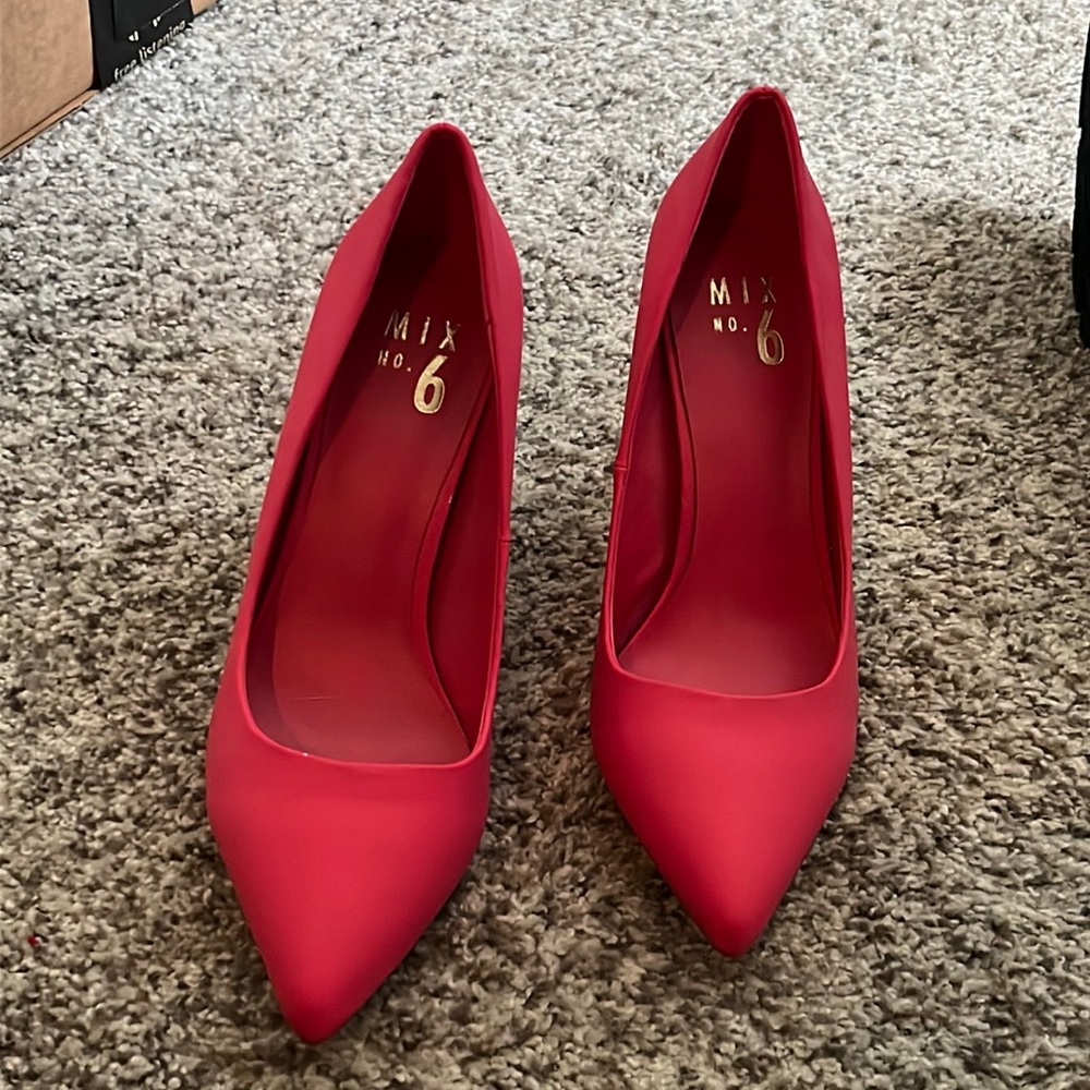 Hot pink pumps